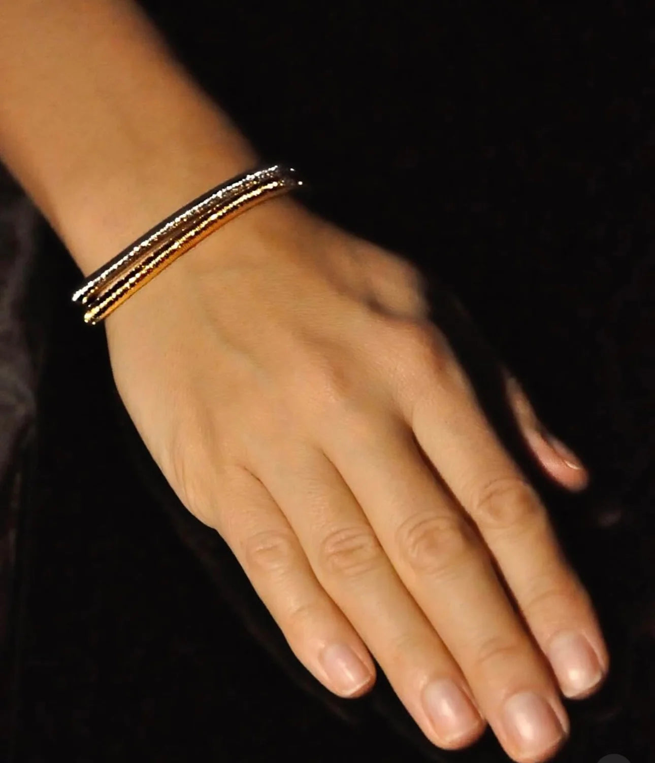 Iva Jewelry spring bracelet