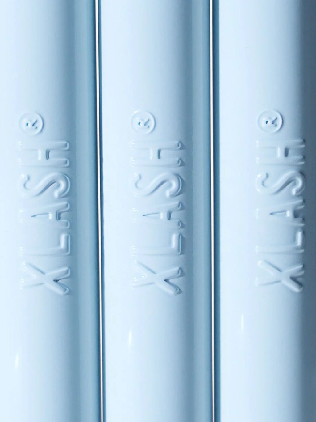 Xlash Weightless mascara
